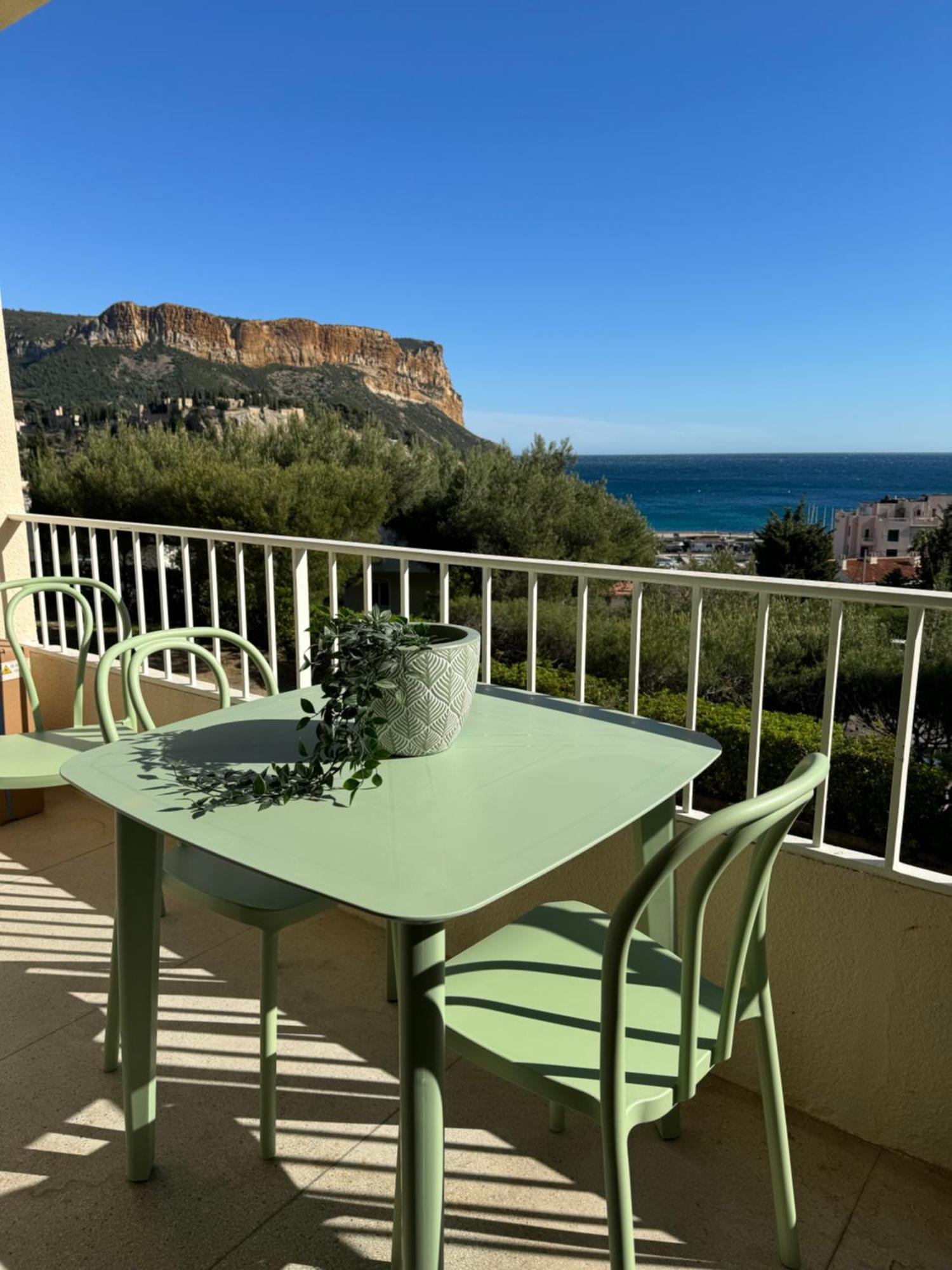 Le Balcon De La Rade